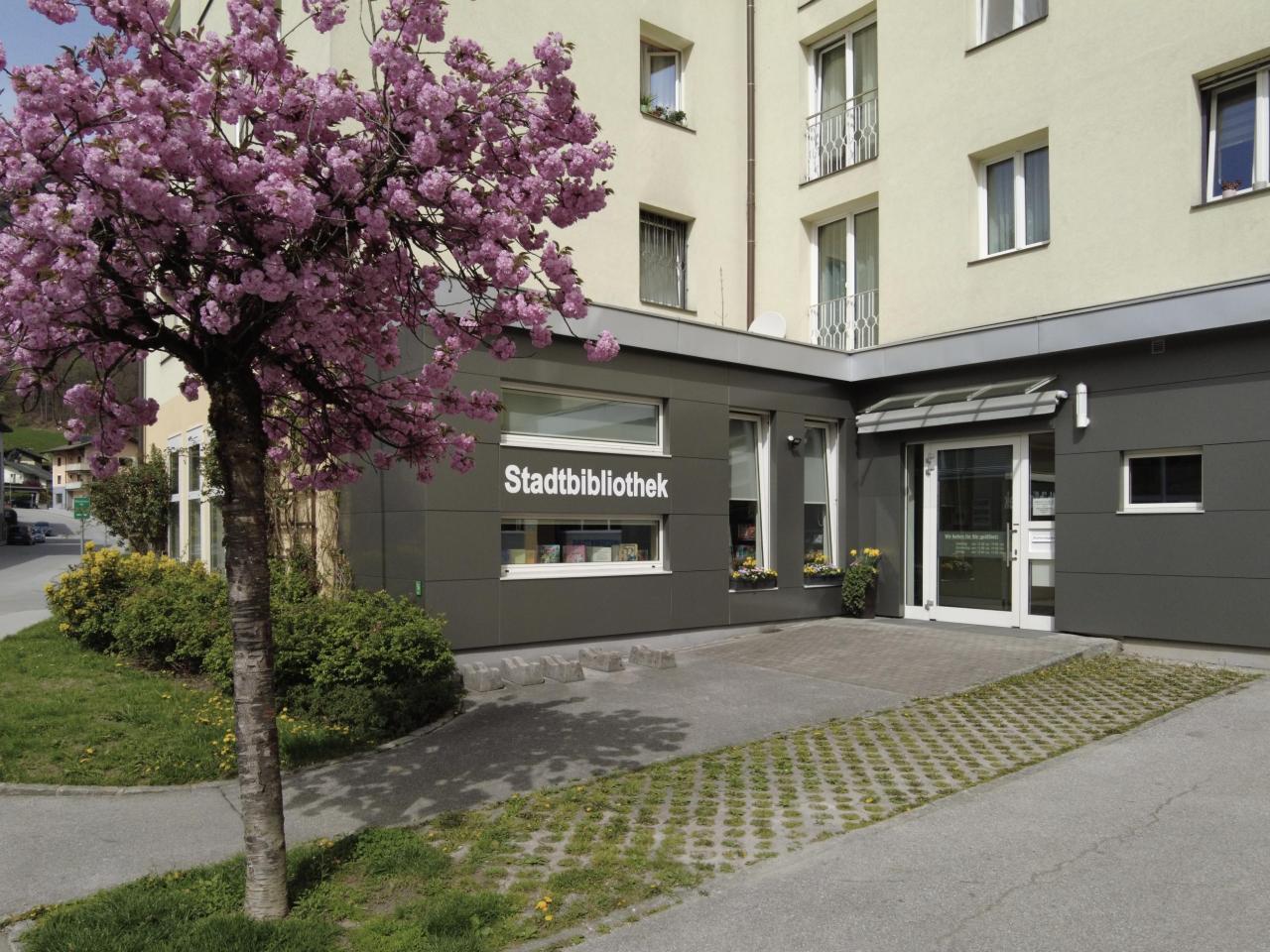 Bücherei Eingang