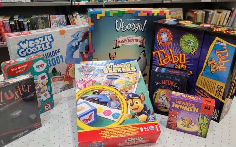 Spiele auf Tisch